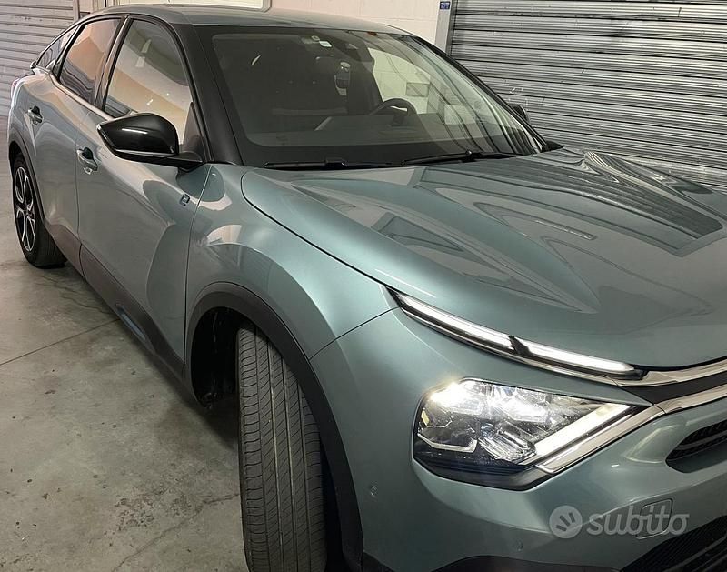 Usata Citroën e-C4 Shine 100 kW (136 CV) 2021 Blu Berlina