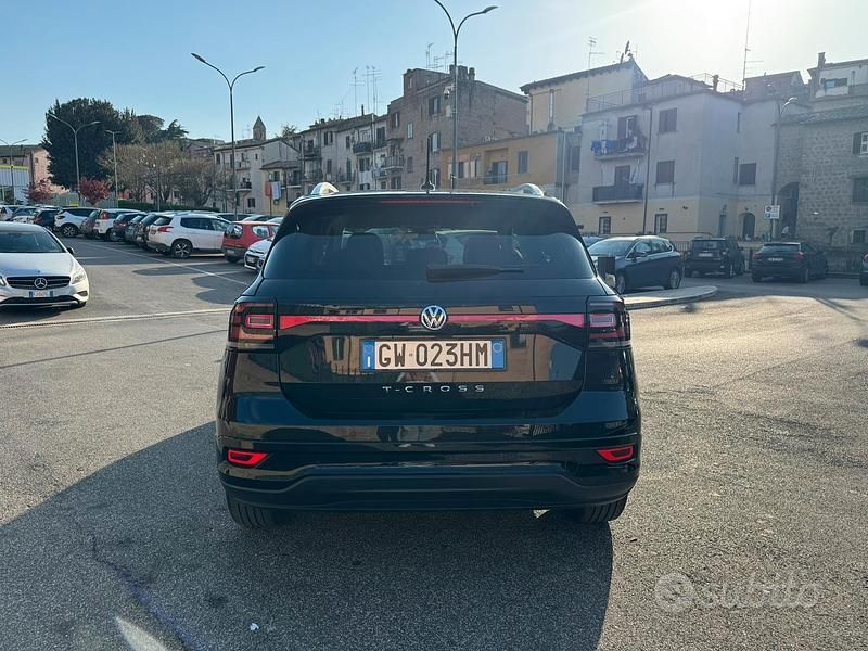 Usata VW T-Cross R-line Plus 115 CV (84 kW) 2024 Nero SUV