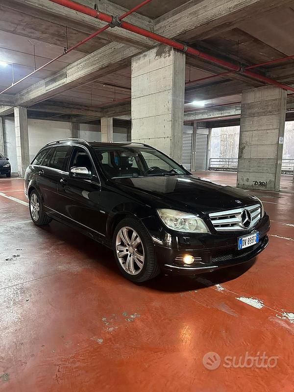 Usata Mercedes C220 170 CV (125 kW) 2009 Nero Station wagon