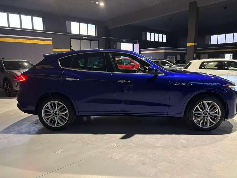 Usata Maserati Levante 349 CV (256 kW) 2019 Blu/azzurro SUV