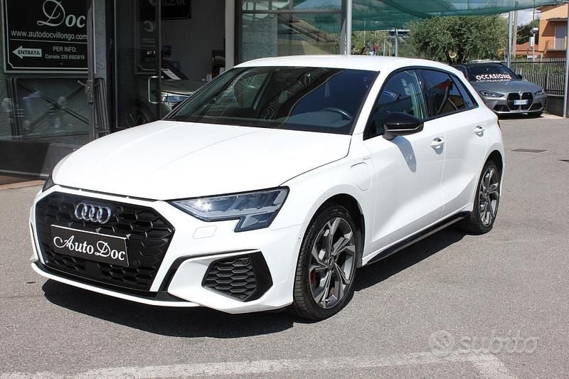 Bianco Usata 2021 Audi A3 e-tron S-Line Due volumi | 24.800 € (Buon prezzo) - Immagine 1/4