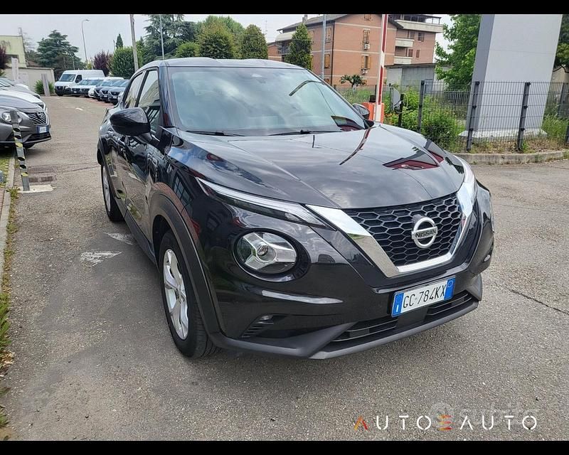 Usata Nissan Juke N-Connecta 114 CV (83 kW) 2021 Nero SUV
