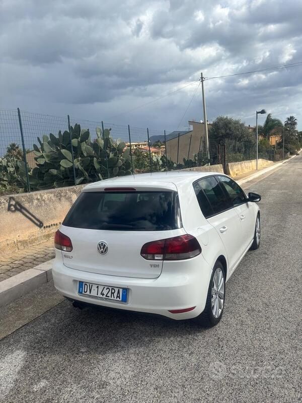 Usata VW Golf VI 110 CV (80 kW) 2009 Utilitaria