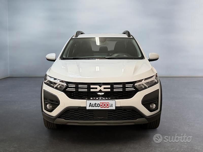 Usata Dacia Sandero Comfort 91 CV (66 kW) 2024 Bianco Berlina