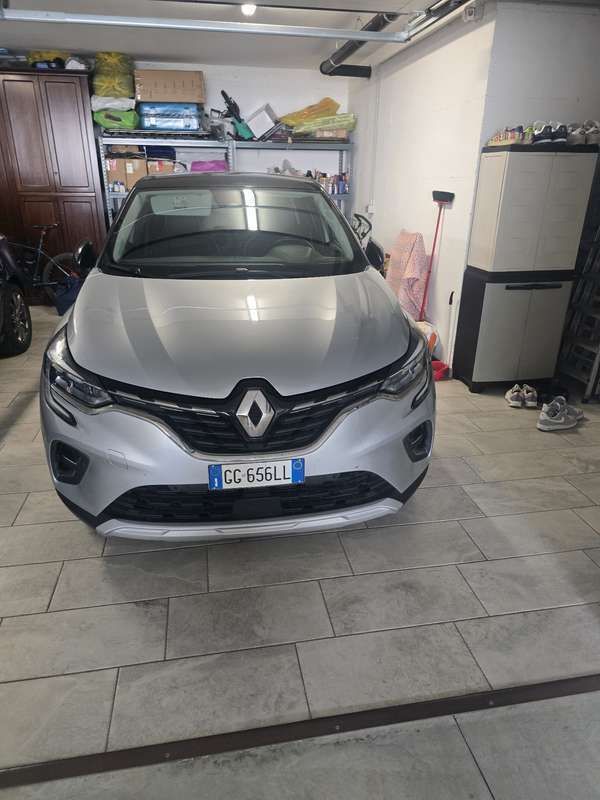 Usata 2021 Renault Captur Intens SUV | 17.000 € (Buon prezzo) - Immagine 1/4