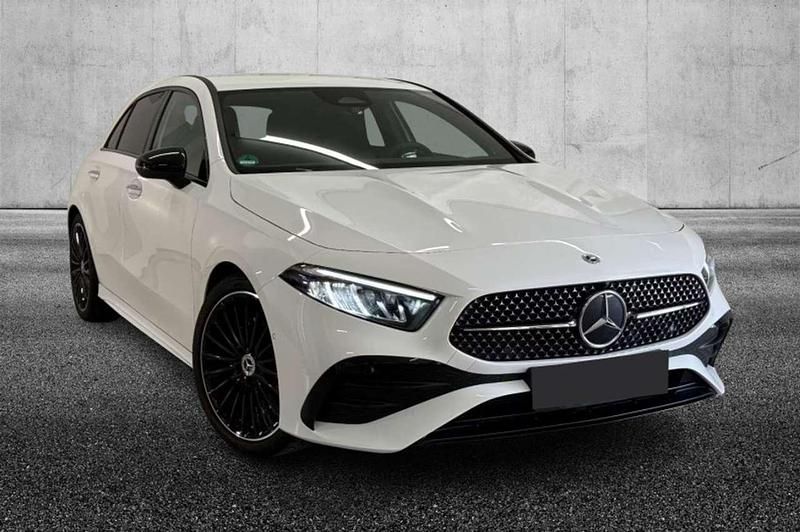 Bianco Usata 2024 Mercedes A220 Advanced Plus Tre volumi | 39.450 € (Buon prezzo) - Immagine 1/4