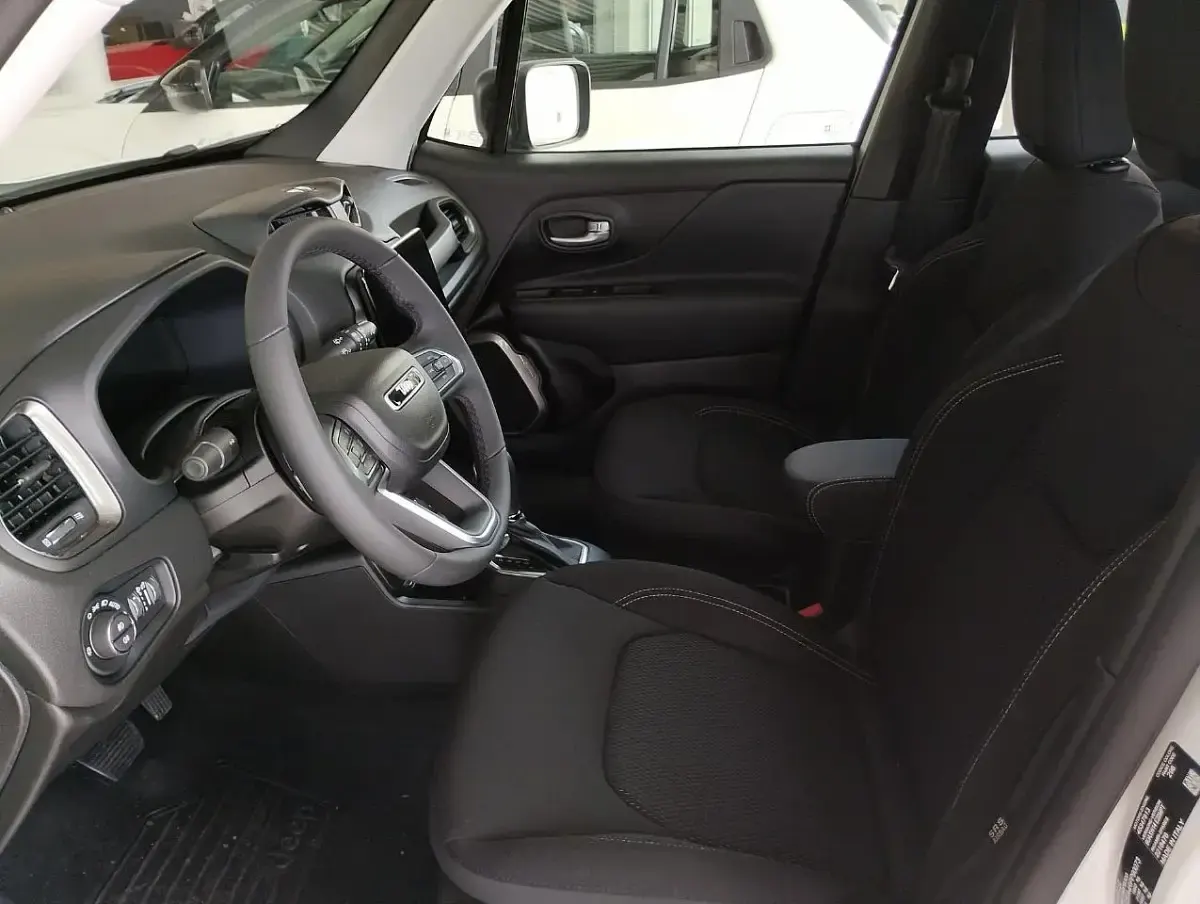 Nuova Jeep Renegade Altitude 131 CV (96 kW) 2025 Bianco SUV