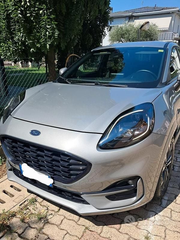 Grigio Usata 2019 Ford Puma ST-Line SUV | 13.900 € (Buon prezzo) - Immagine 1/4