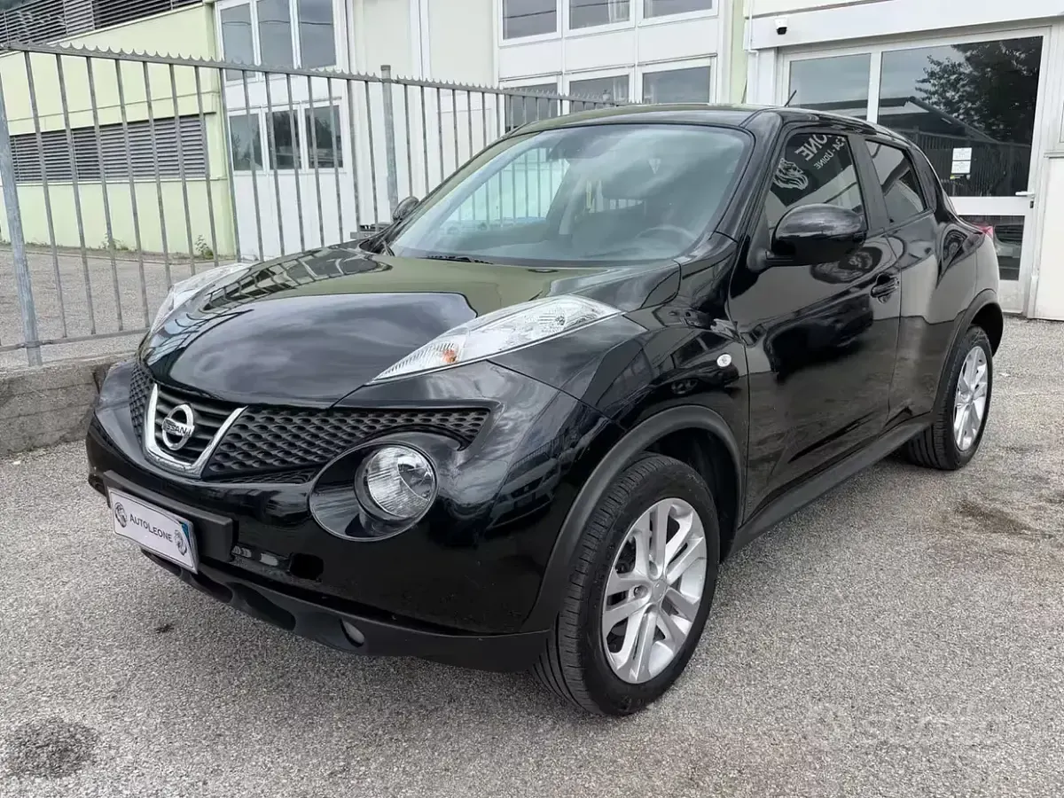 Usata Nissan Juke Tekna 110 CV (80 kW) 2012 Nero SUV