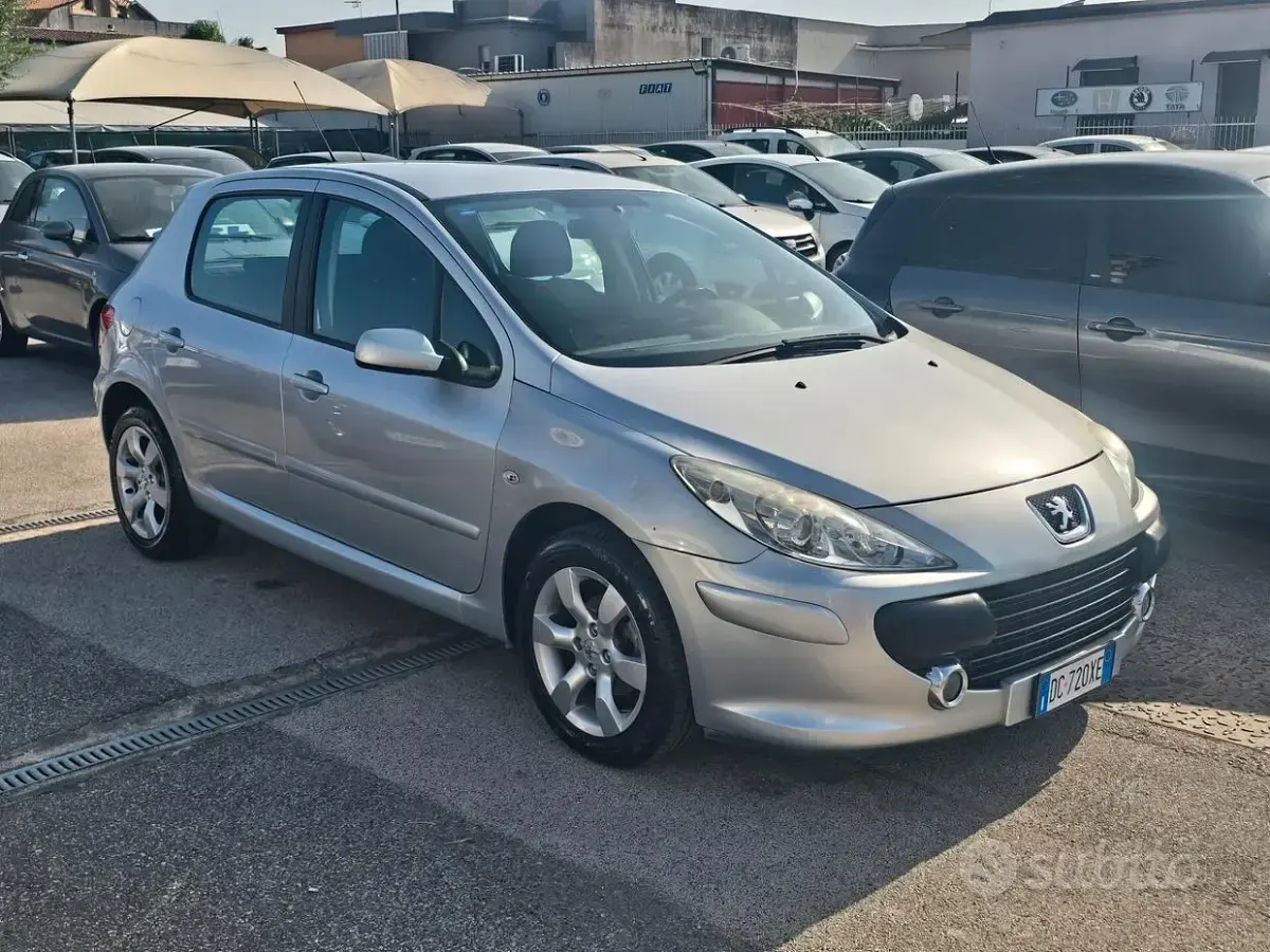 Usata Peugeot 307 109 CV (80 kW) 2007 Grigio Berlina