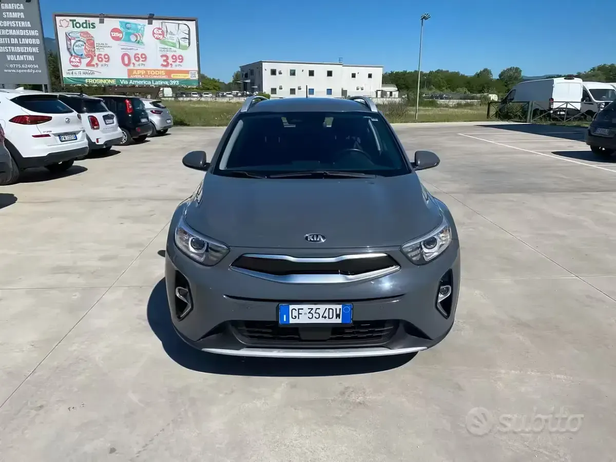 Usata Kia Stonic 82 CV (60 kW) 2021 Grigio SUV