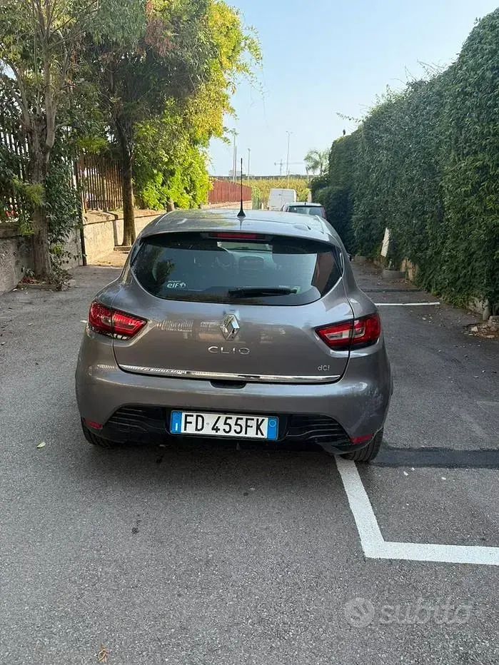 Usata Renault Clio IV 75 CV (55 kW) 2016 Grigio Berlina