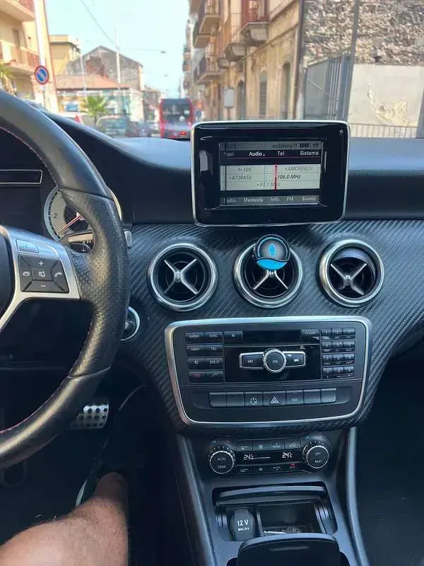 Usata Mercedes A200 Premium 136 CV (100 kW) 2013 Grigio Utilitaria