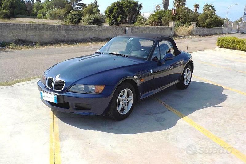 Usata BMW Z3 Efficient Dynamics 140 CV (102 kW) 1996 Blu/azzurro Cabrio