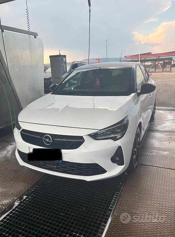 Usata Opel Corsa GS Line 102 CV (75 kW) 2023 Bianco Utilitaria