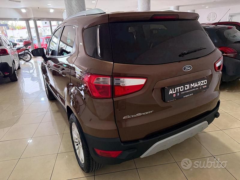 Usata Ford Ecosport Business Edition 95 CV (69 kW) 2016 Marrone SUV