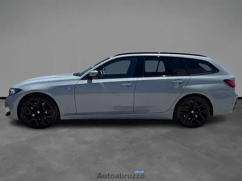 Begagnad BMW 320 M Sport 190 HK (139 kW) 2025 Grå Kombi