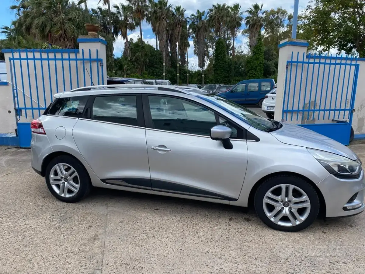 Usata Renault Clio IV 90 CV (66 kW) 2017 Grigio Berlina