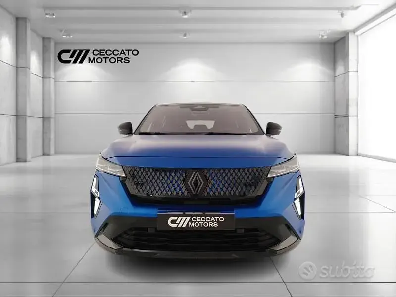 Usata Renault Rafale 300 CV (220 kW) 2024 Bluazzurro SUV