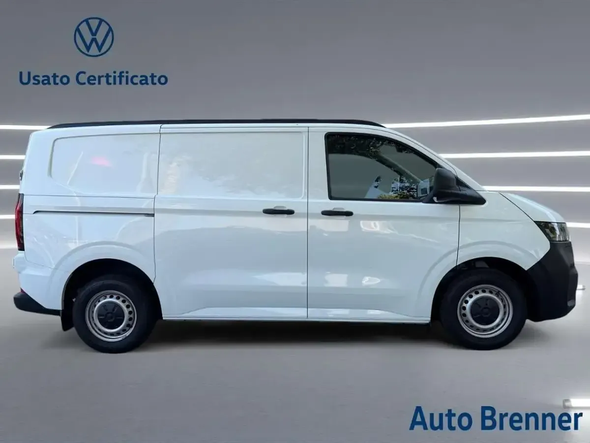 Nuova VW T7 85 kW (116 CV) 2026 Clear white Furgone