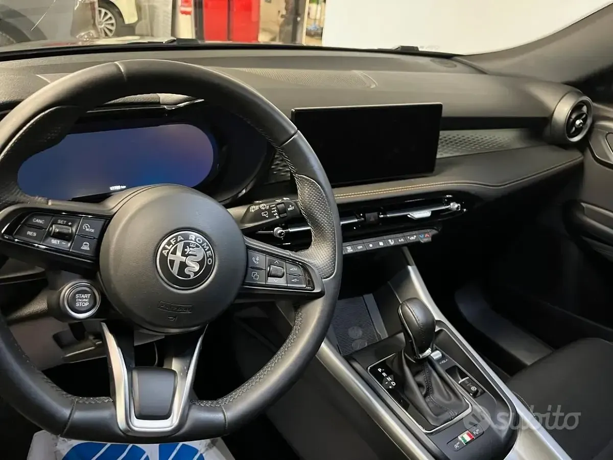 Usata Alfa Romeo Tonale Sprint 131 CV (96 kW) 2024 Grigio SUV