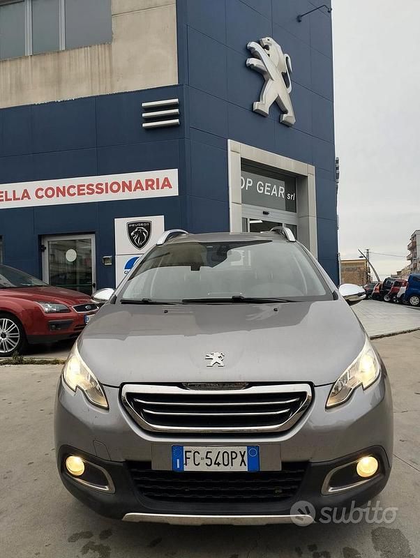 Usata Peugeot 2008 Allure 99 CV (72 kW) 2016 Grigio SUV
