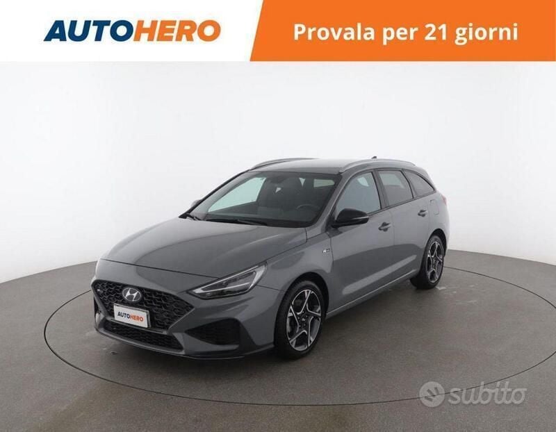 Grigio Usata 2021 Hyundai i30 N Line Tre volumi | 17.499 € (Molto cara) - Immagine 1/2
