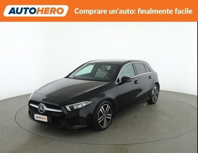 Usata Mercedes A180 116 CV (85 kW) 2023 Nero Berlina