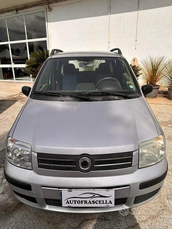Usata Fiat Panda Dynamic 60 CV (44 kW) 2009 Grigio Utilitaria