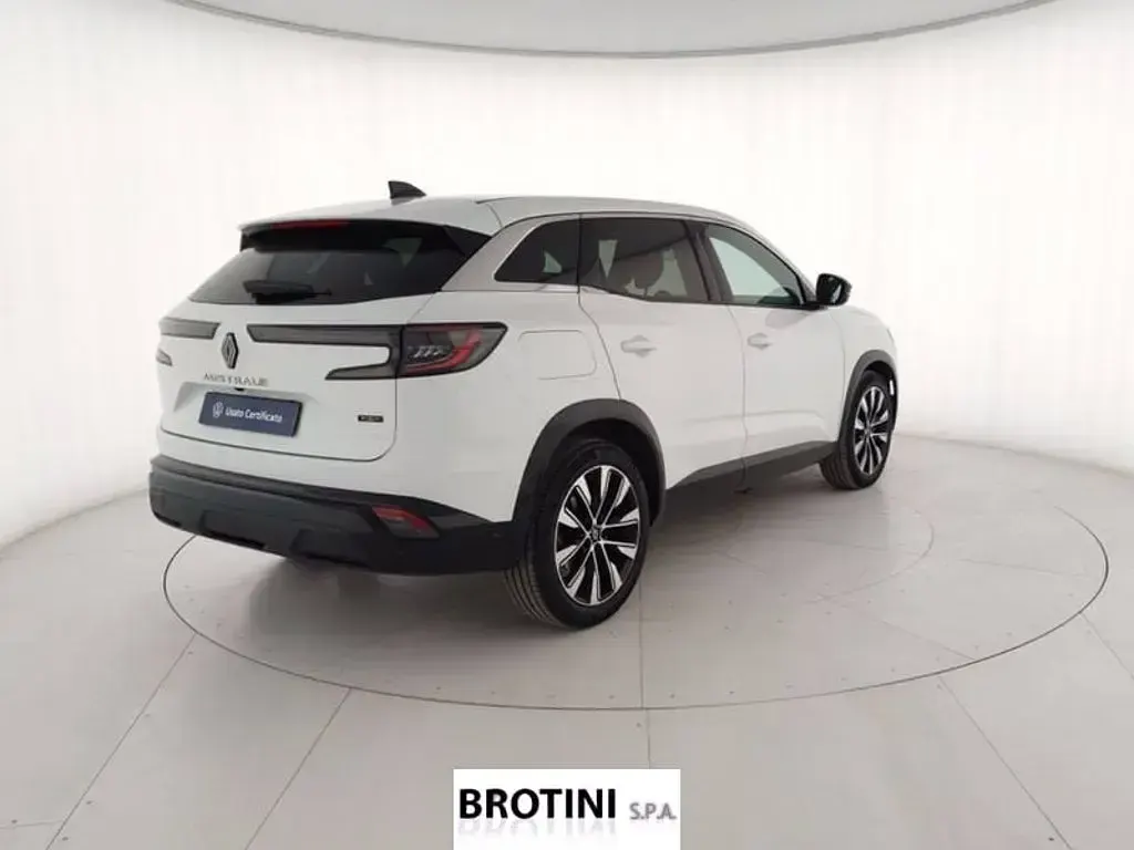 Usata Renault Austral Techno 200 CV (147 kW) 2024 Bianco SUV