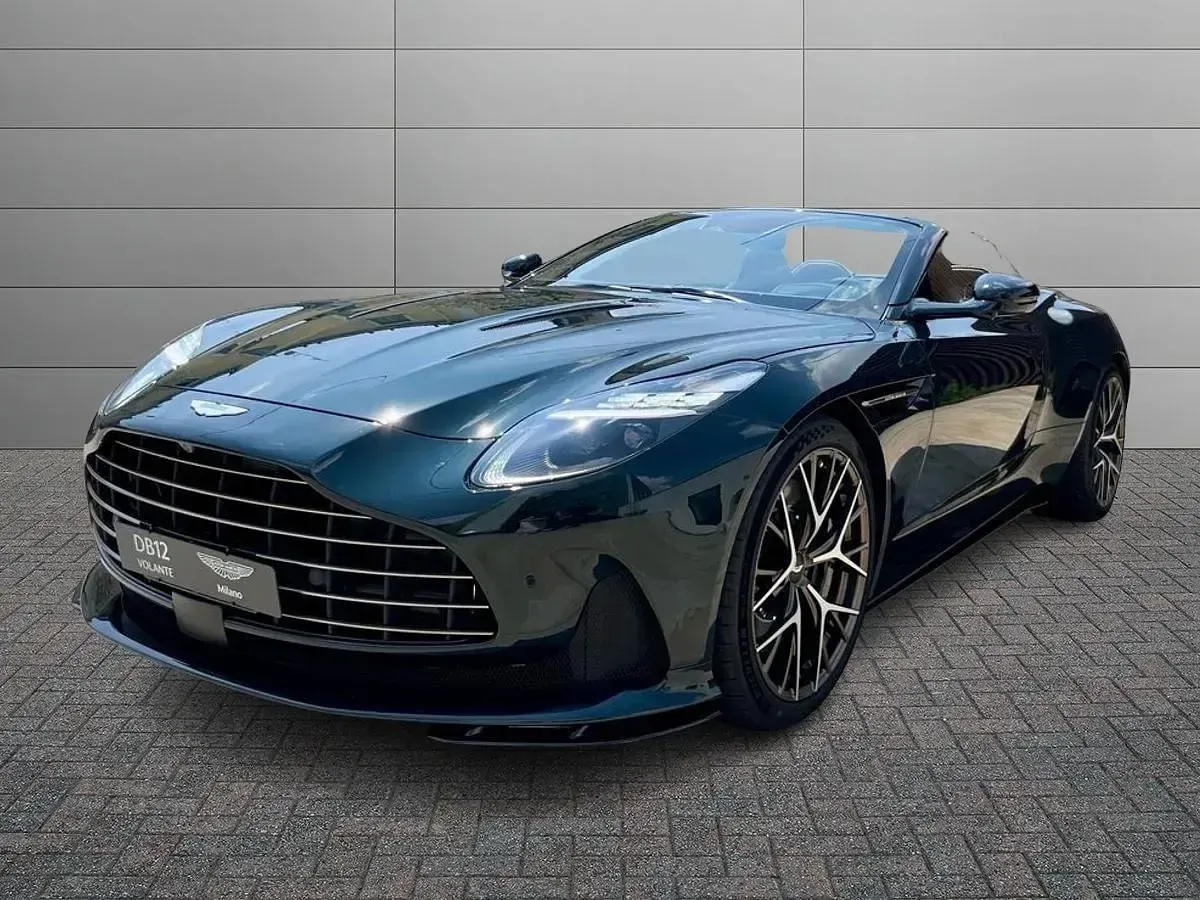 Usata Aston Martin DB12 680 CV (500 kW) 2026