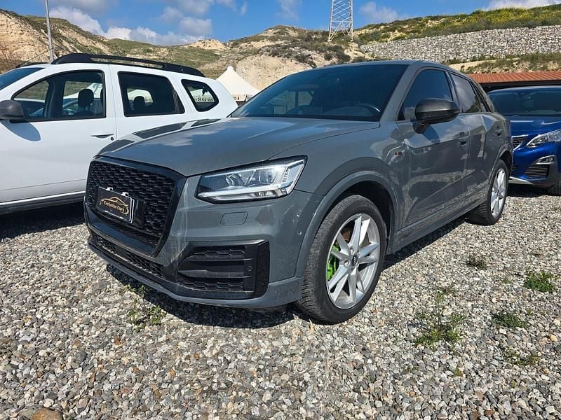 Usata Audi Q2 Sport 115 CV (84 kW) 2017 Grigio SUV