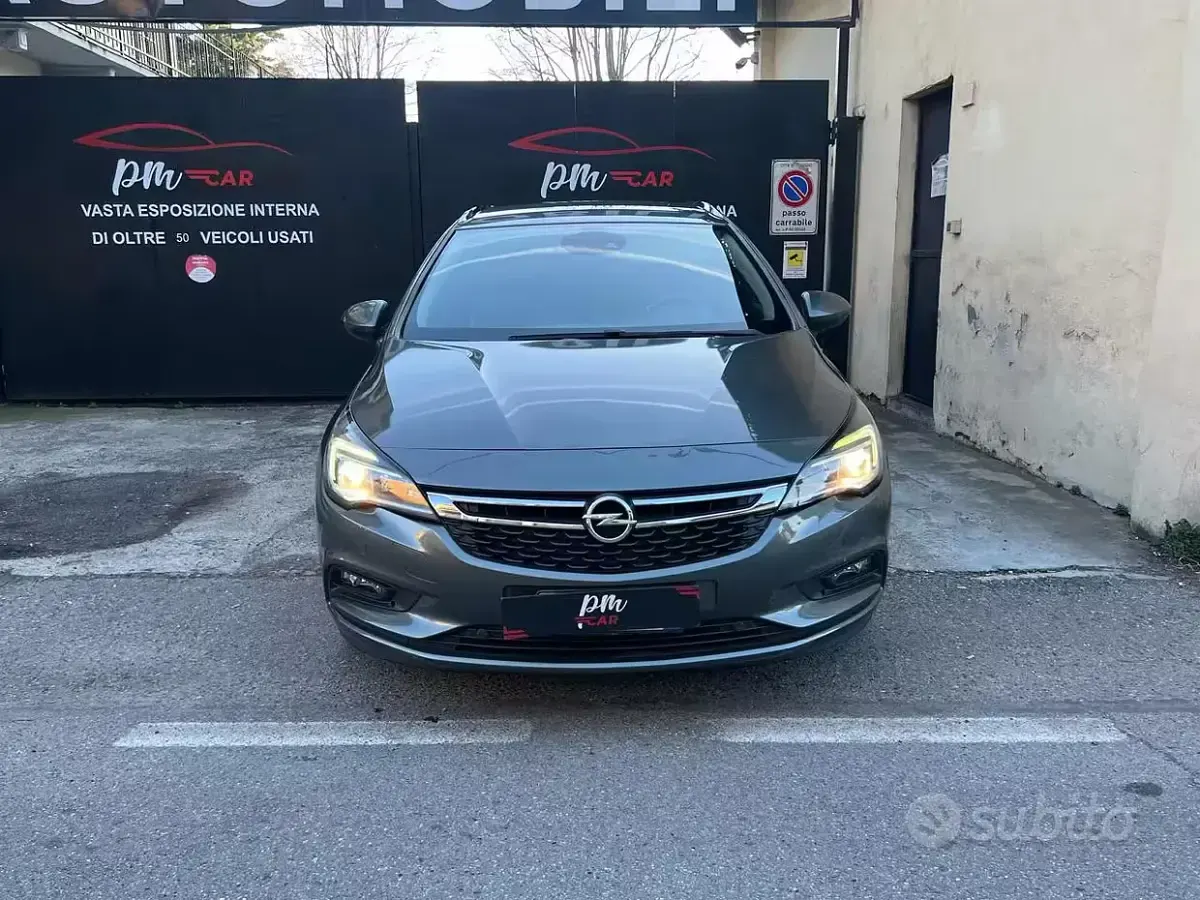 Usata Opel Astra Innovation 110 CV (80 kW) 2019 Grigio Station wagon