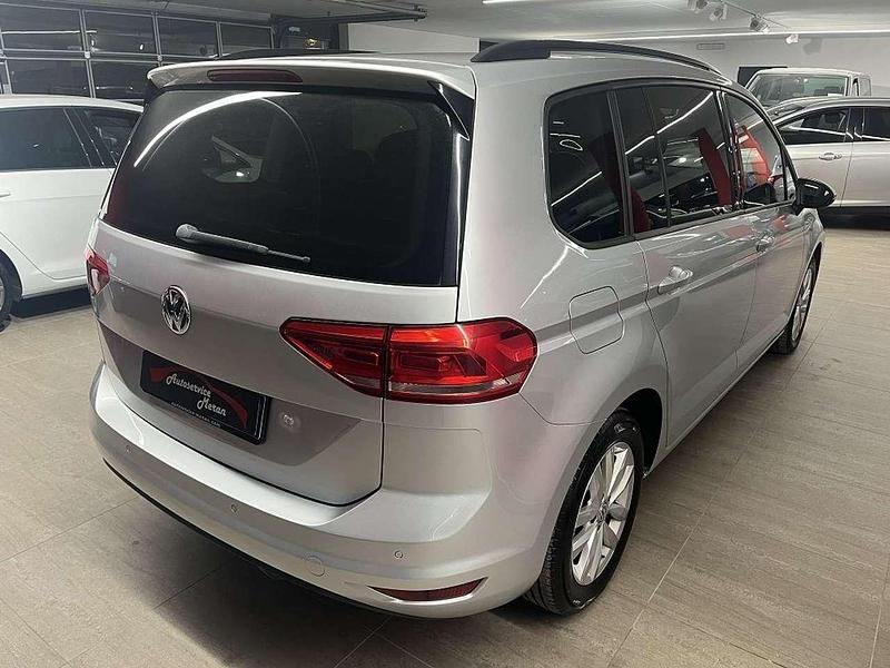 Usata VW Touran 110 CV (80 kW) 2016 Argento Monovolume