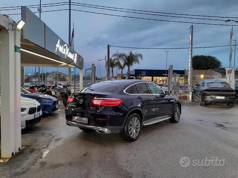 Usata Mercedes GLC250 Premium 204 CV (150 kW) 2017 Blu SUV