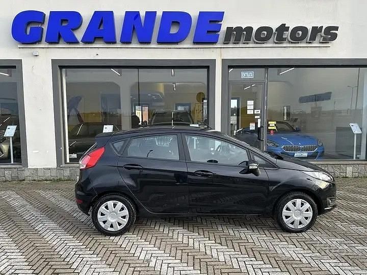 Usata Ford Fiesta Business Edition 80 CV (58 kW) 2015 Nero Berlina