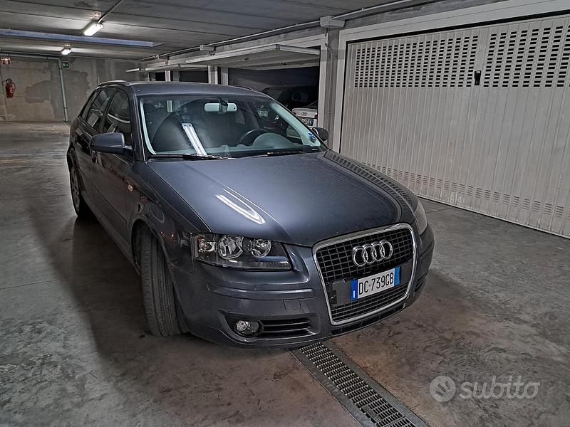 Usata Audi A3 Ambiente 140 CV (102 kW) 2006 Grigio Berlina