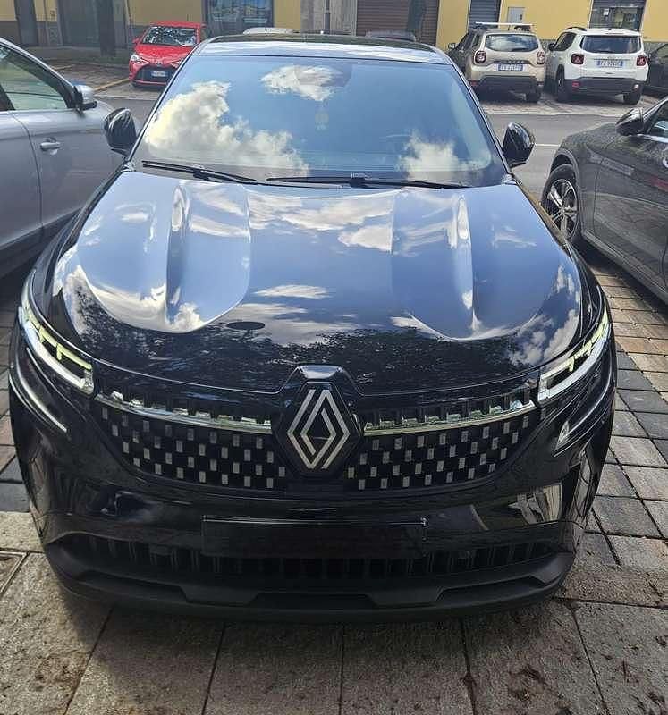 Usata Renault Austral Equilibre 131 CV (96 kW) 2023 Nero SUV
