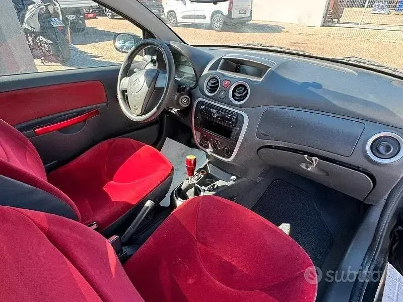 Usata Citroën C2 Elegance 68 CV (50 kW) 2006 Nero Utilitaria