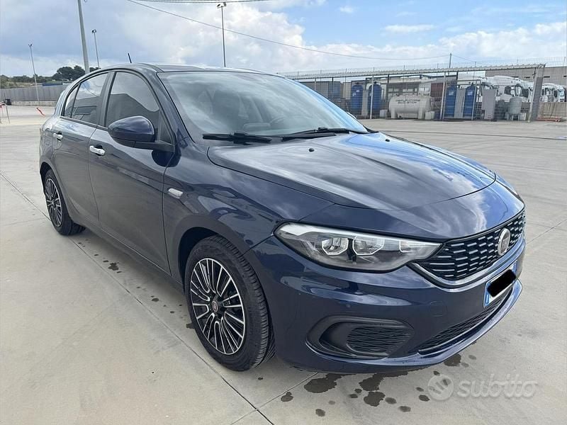 Usata Fiat Tipo 120 CV (88 kW) 2020 Blu Berlina