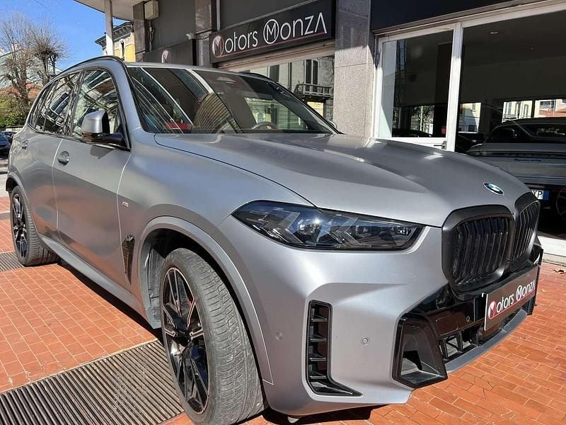 Usata BMW X5 M Sport 381 CV (280 kW) 2024 Grigio SUV