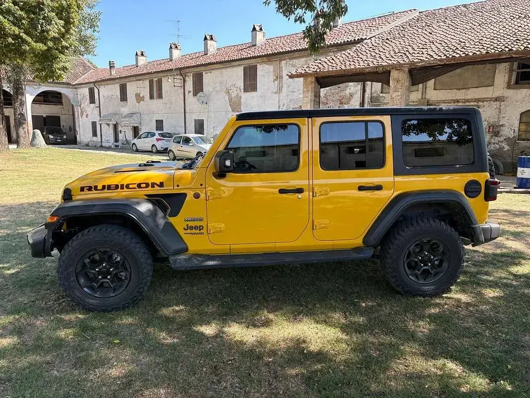 Usata Jeep Wrangler Unlimited 200 CV (147 kW) 2020 Giallo SUV
