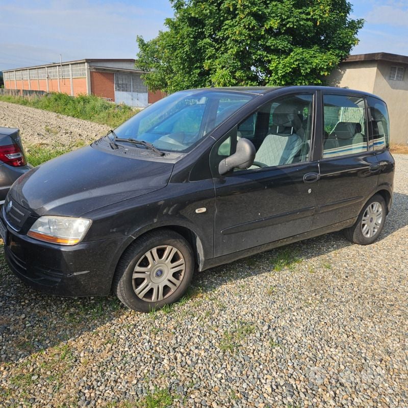 Usata 2006 Fiat Multipla Monovolume | 900 € (Ottimo prezzo) - Immagine 1/4