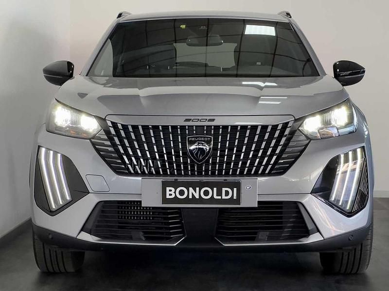 Usata Peugeot 2008 Allure 102 CV (75 kW) 2025 Grigio SUV