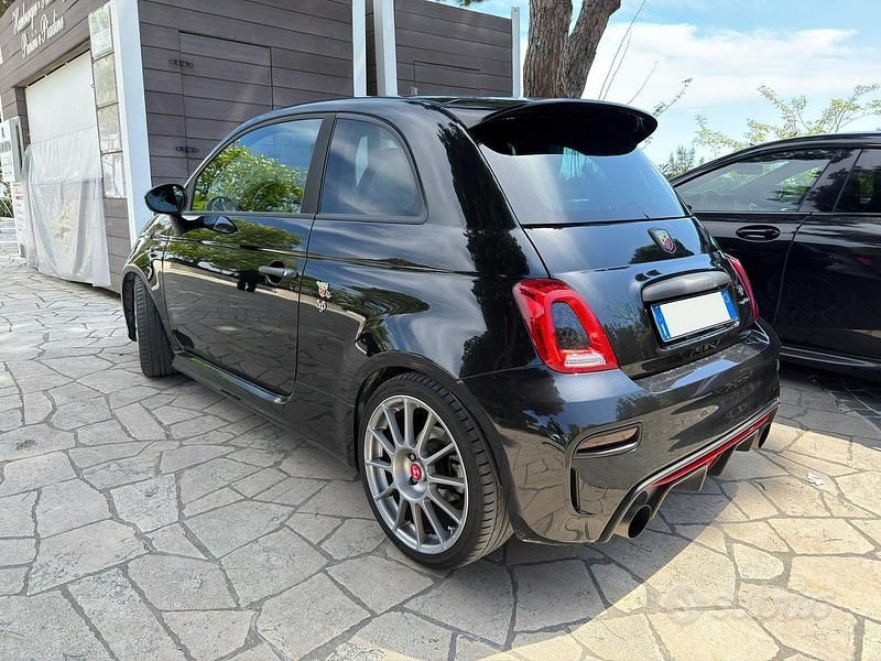 Usata Abarth 595 145 CV (106 kW) 2018 Nero Utilitaria