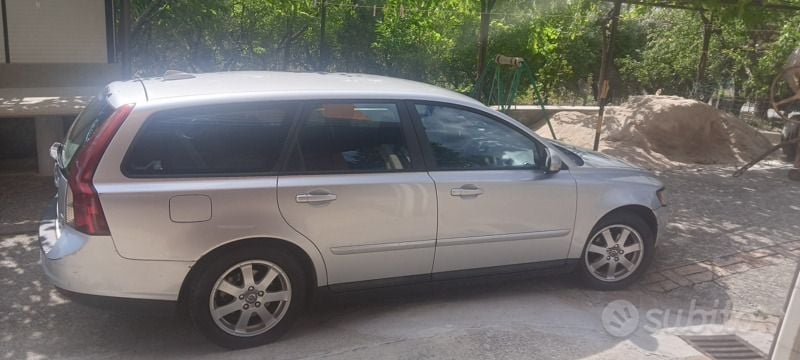 Usata Volvo V50 110 CV (80 kW) 2009 Grigio Station wagon