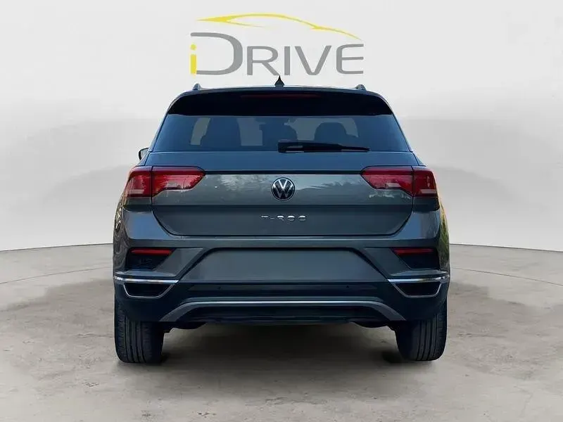 Usata VW T-Roc 110 CV (80 kW) 2021 Grigio SUV