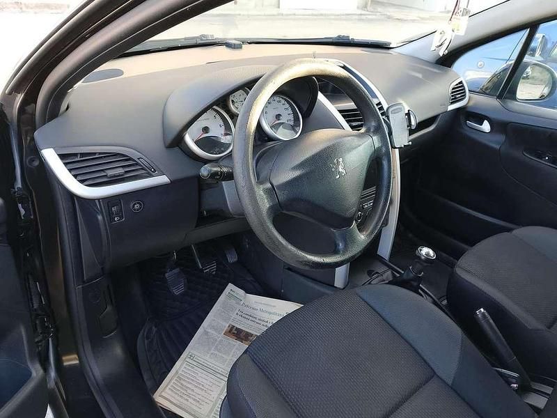 Usata Peugeot 207 Sport 73 CV (53 kW) 2010 Nero Berlina