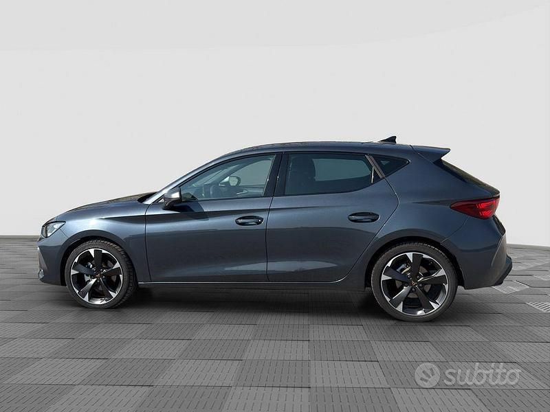Usata Cupra Leon 150 CV (110 kW) 2025 Magnetic tech Berlina