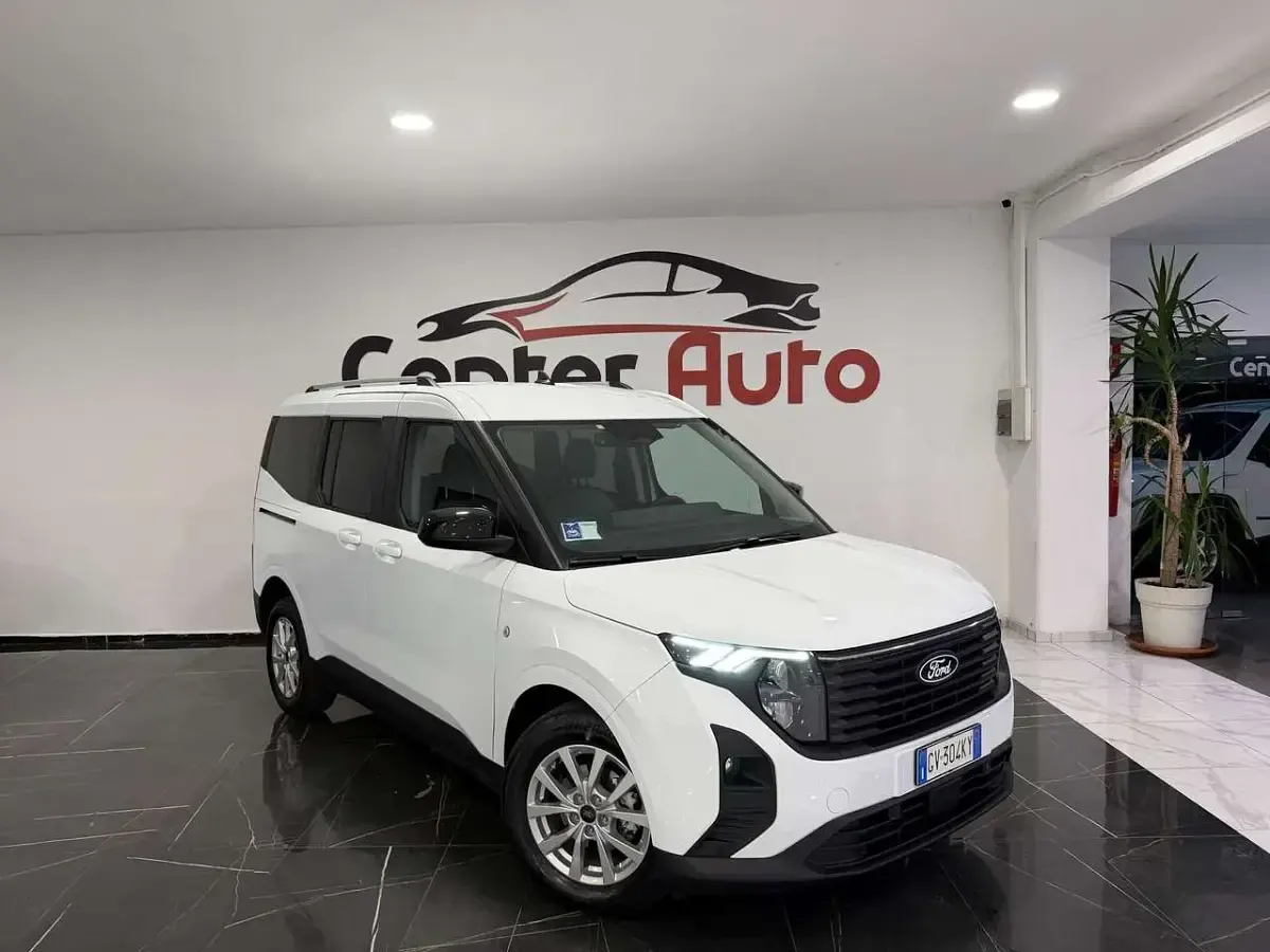Usata Ford Tourneo Courier Active 125 CV (91 kW) 2024 Other Monovolume